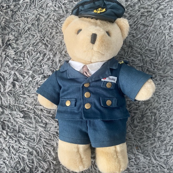 Limited Edition HONG KONG MTR Station Controller TEDDY BEARS - Picture 2 of 6